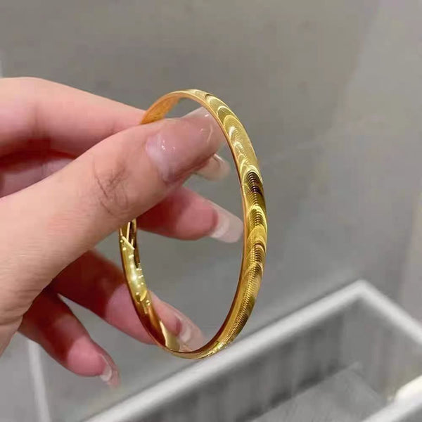 Cat's Eye Bracelet
